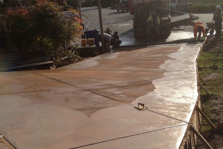 Driveway Concrete: Thickness, Base Prep, and Finishing for the Pacific Northwest